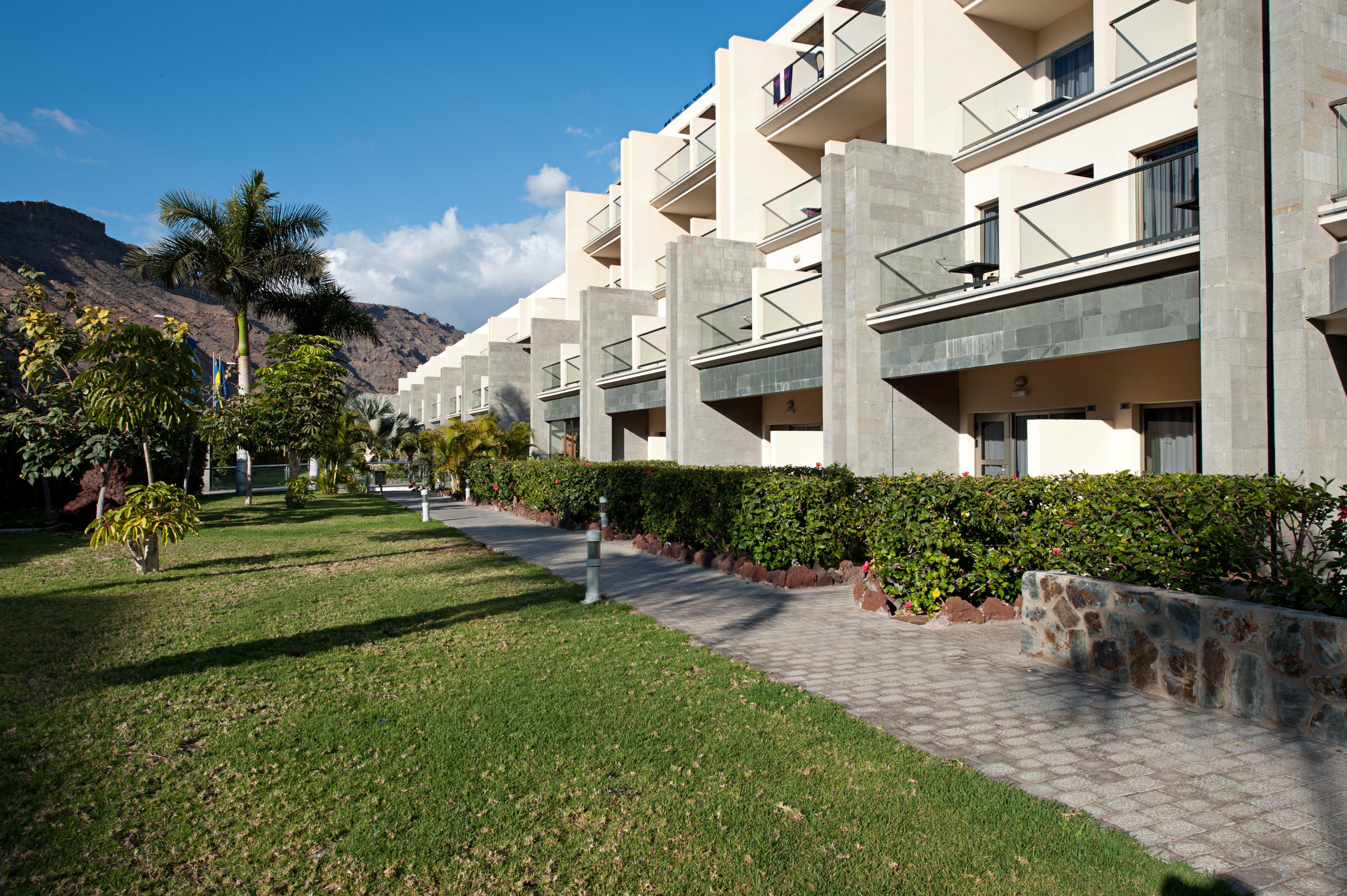 Hotel Livvo Costa Taurito & Aquapark (Adults Only) Экстерьер фото